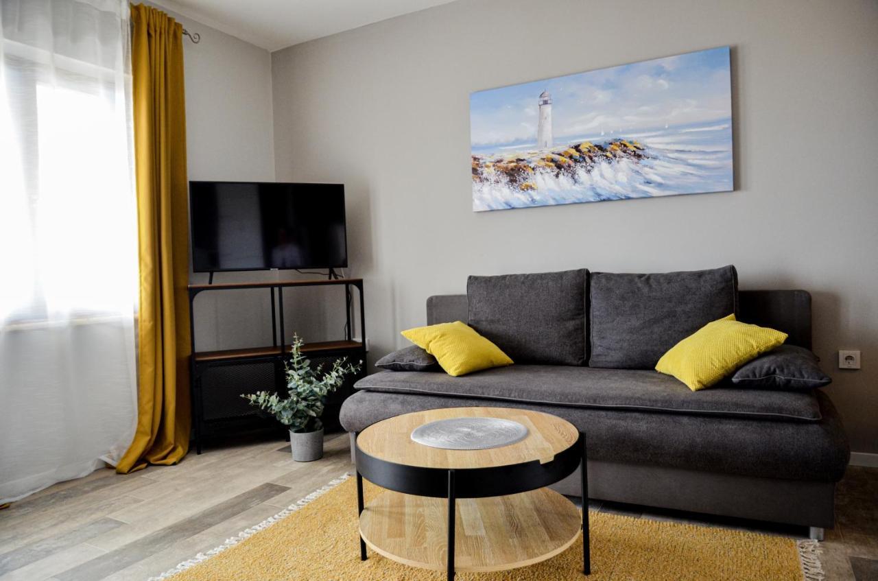 Family Friendly Apartments With A Swimming Pool Povljana, Pag - 244 מראה חיצוני תמונה