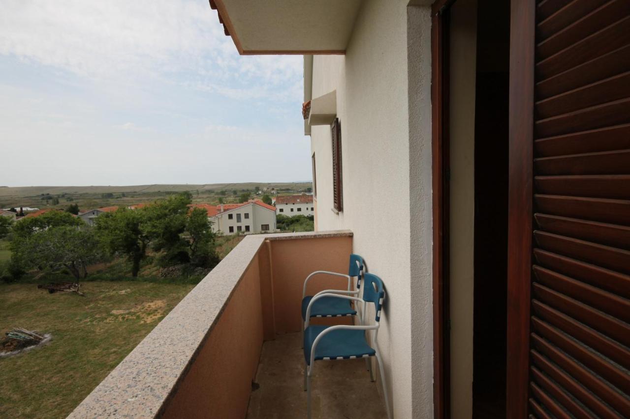Family Friendly Apartments With A Swimming Pool Povljana, Pag - 244 מראה חיצוני תמונה