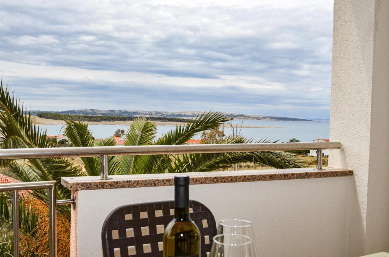 Family Friendly Apartments With A Swimming Pool Povljana, Pag - 244 מראה חיצוני תמונה