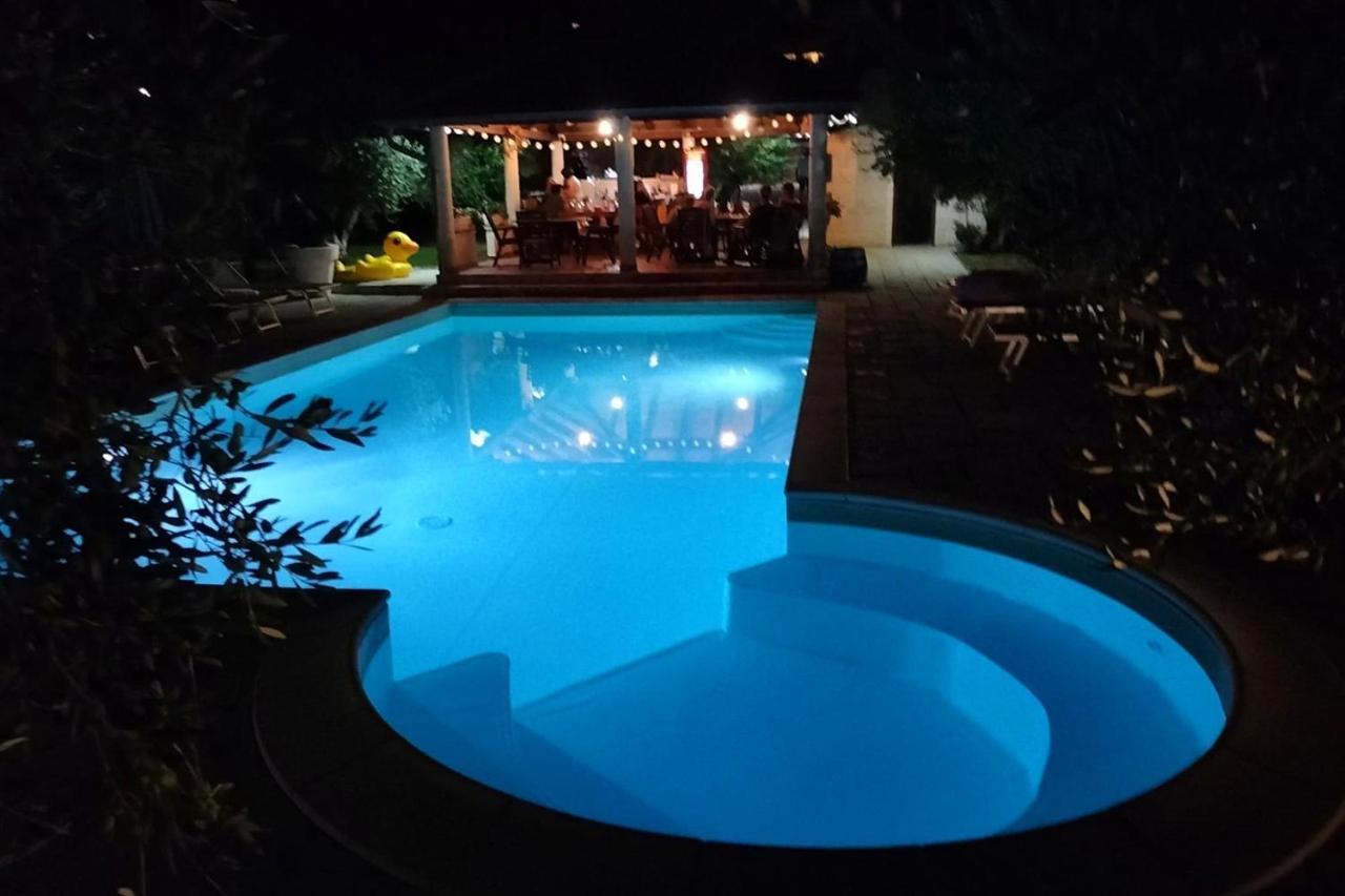Family Friendly Apartments With A Swimming Pool Povljana, Pag - 244 מראה חיצוני תמונה