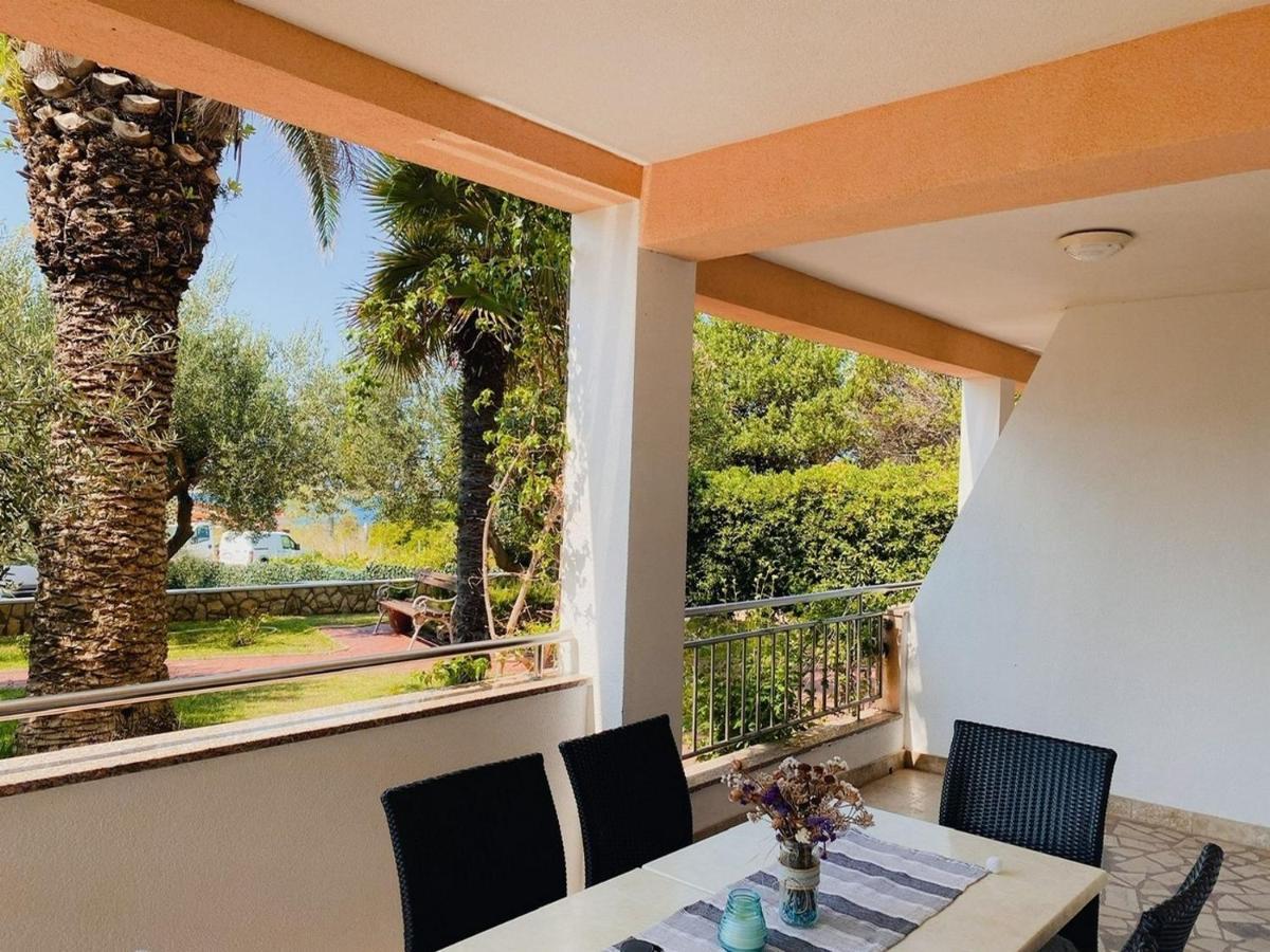 Family Friendly Apartments With A Swimming Pool Povljana, Pag - 244 מראה חיצוני תמונה