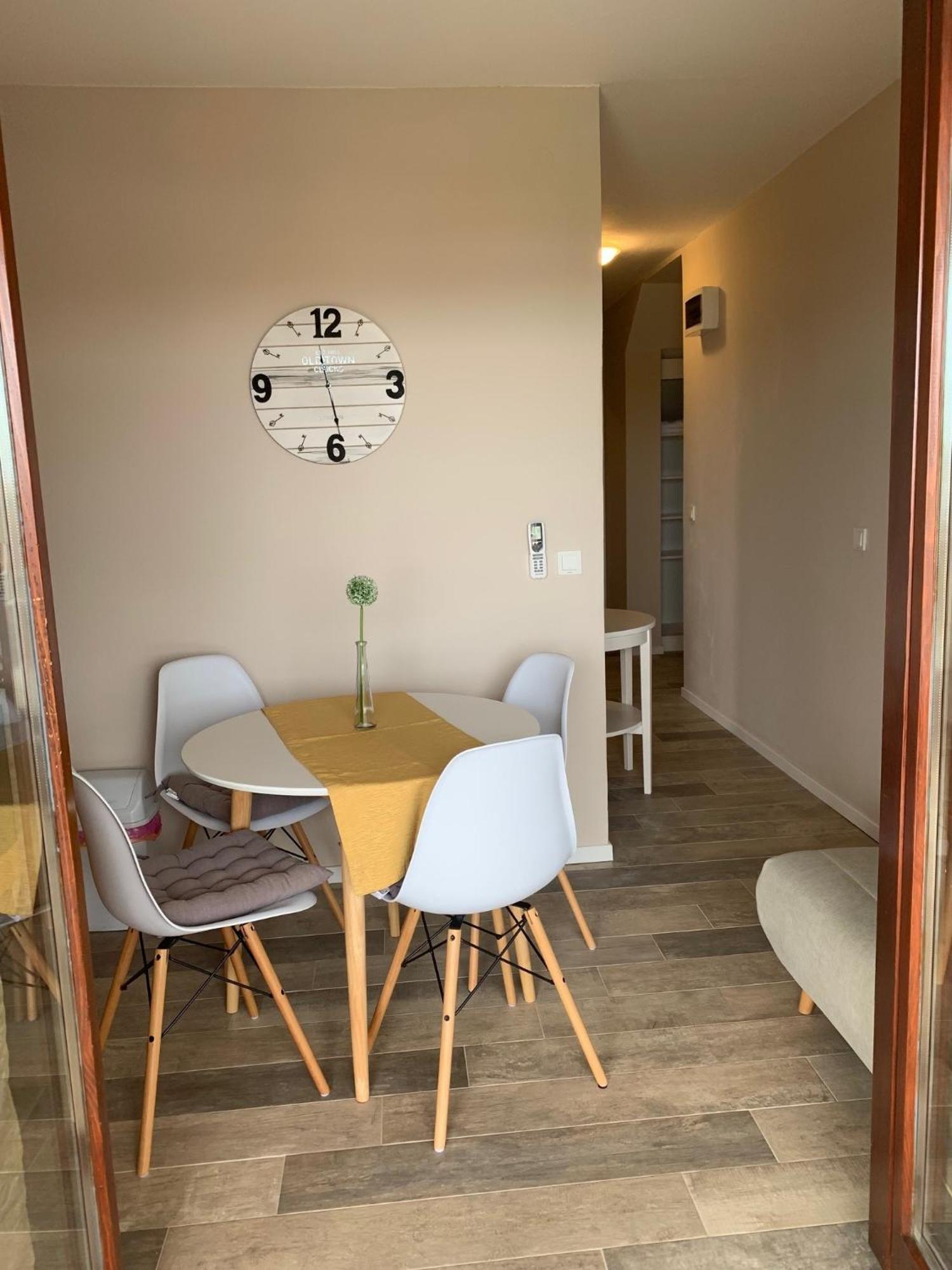 Family Friendly Apartments With A Swimming Pool Povljana, Pag - 244 חדר תמונה